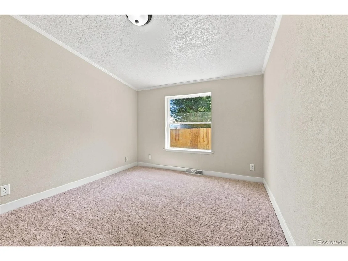 Photo of 106 County Road 37