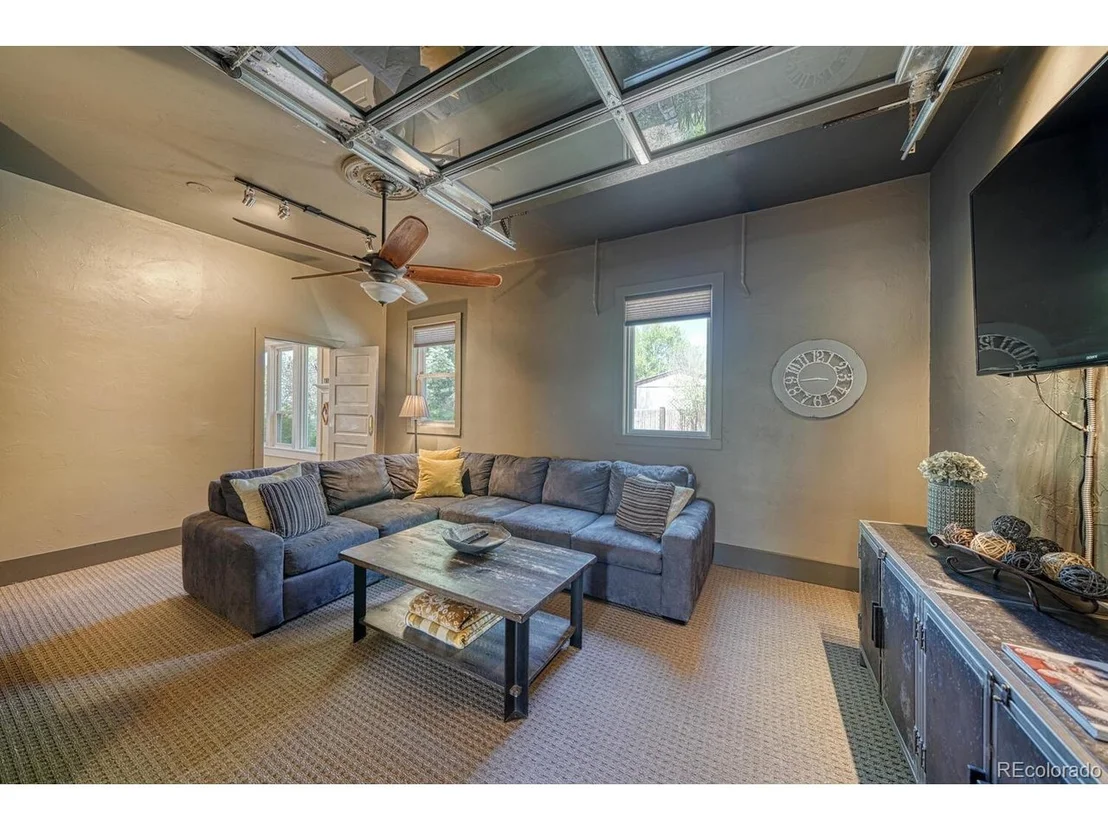 Photo of 403 Scott St