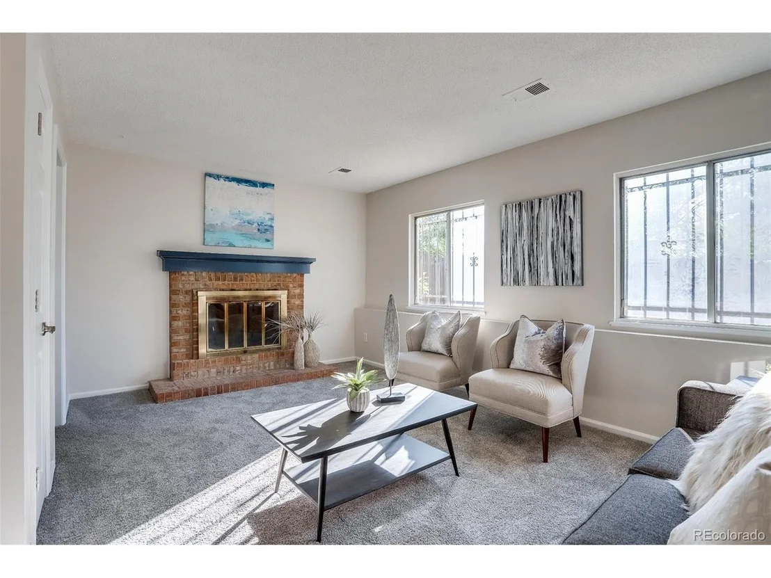 Photo of 4421 Eugene Way