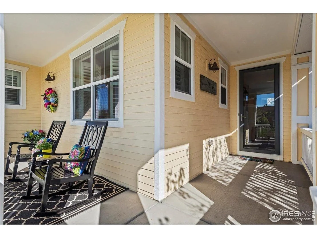 Photo of 2827 Twin Lakes Cir