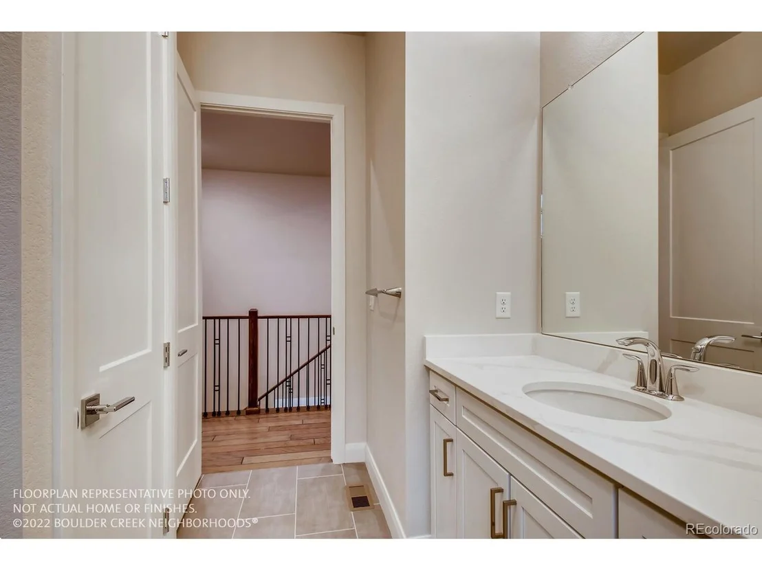 Photo of 886 Quarry Cir