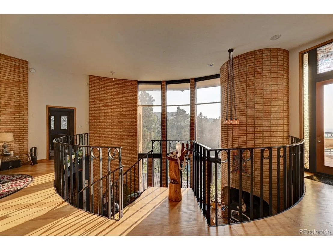 Photo of 218 Anemone Dr