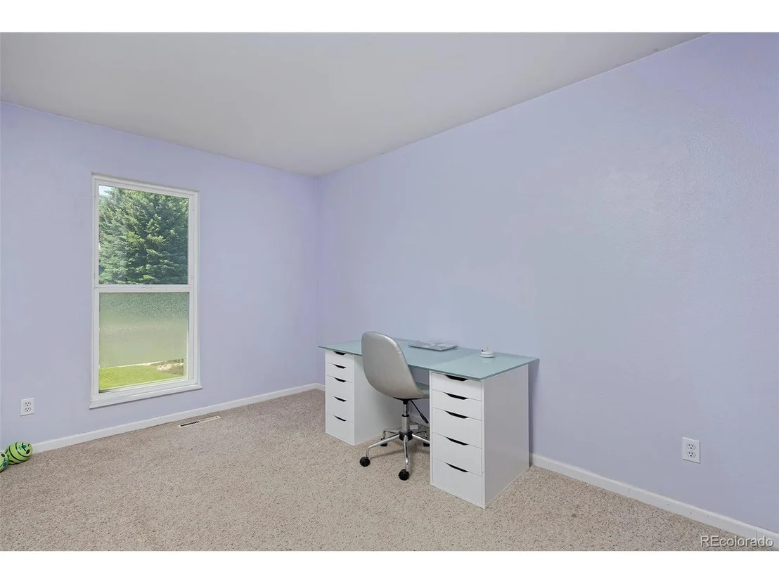 Photo of 4440 Warbler Dr