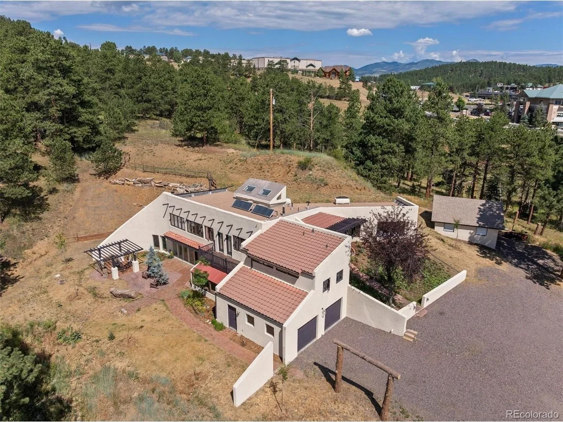 Photo of 1053 Red Moon Rd