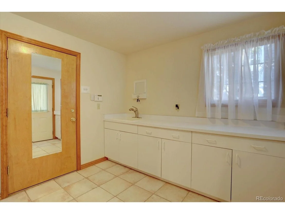 Photo of 19 Amaranth Dr