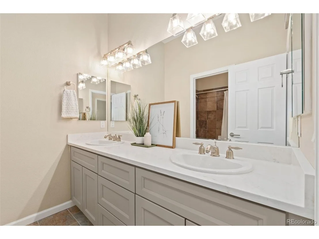 Photo of 3333 Chapin Pl