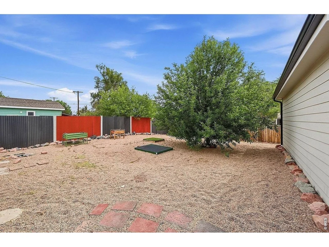 Photo of 214 17th Ave