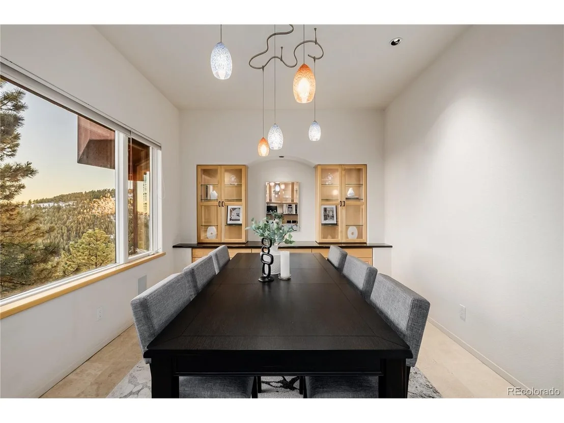 Photo of 1077 Carriage Hills Dr
