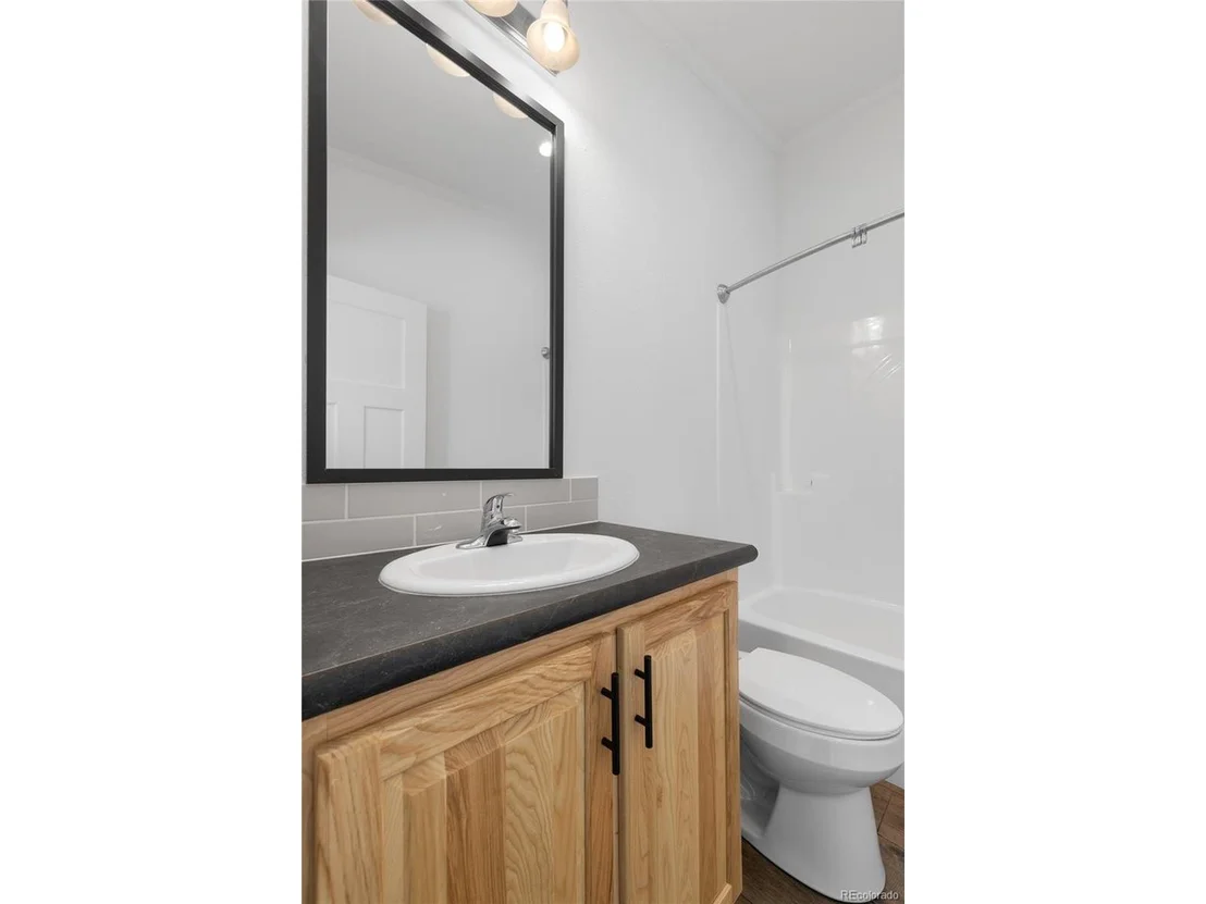 Photo of 162 Brooklyn Cir
