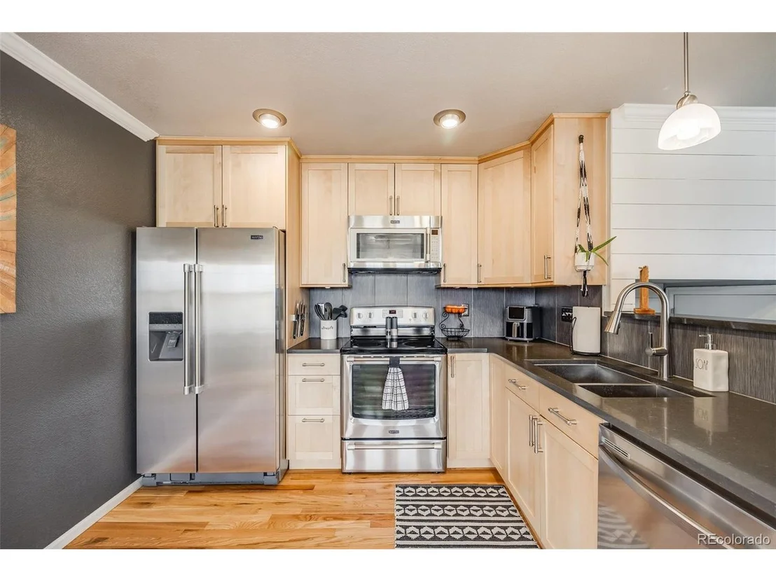 Photo of 1495 Hummingbird Cir