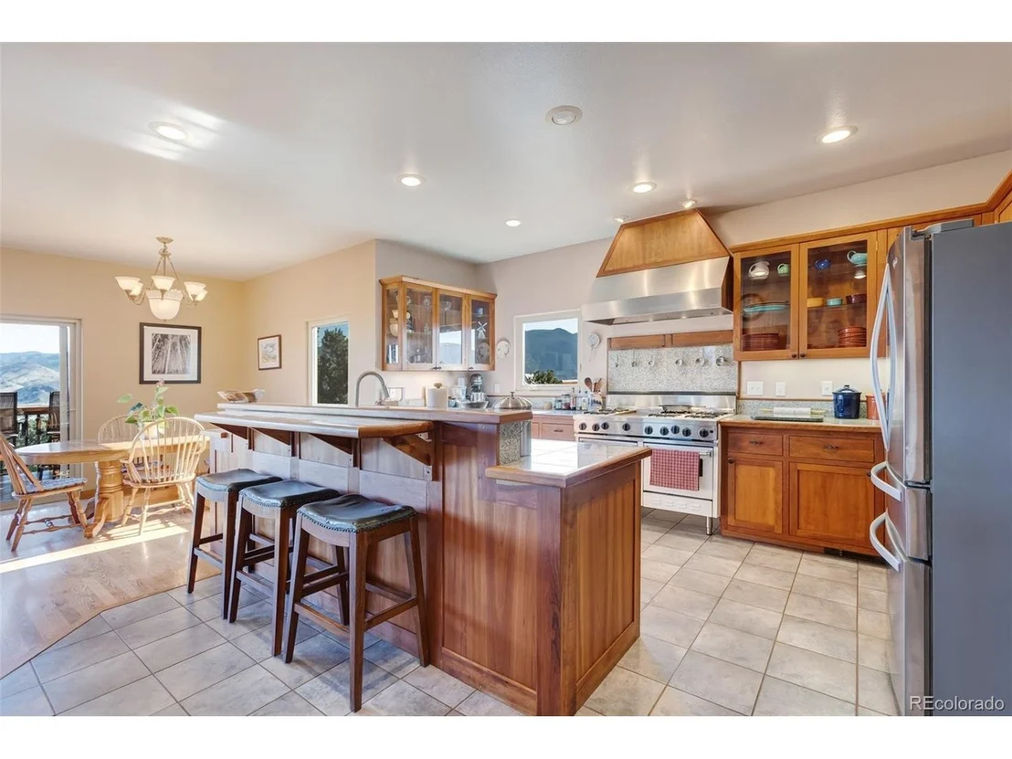 Photo of 6396 Terrace Ln