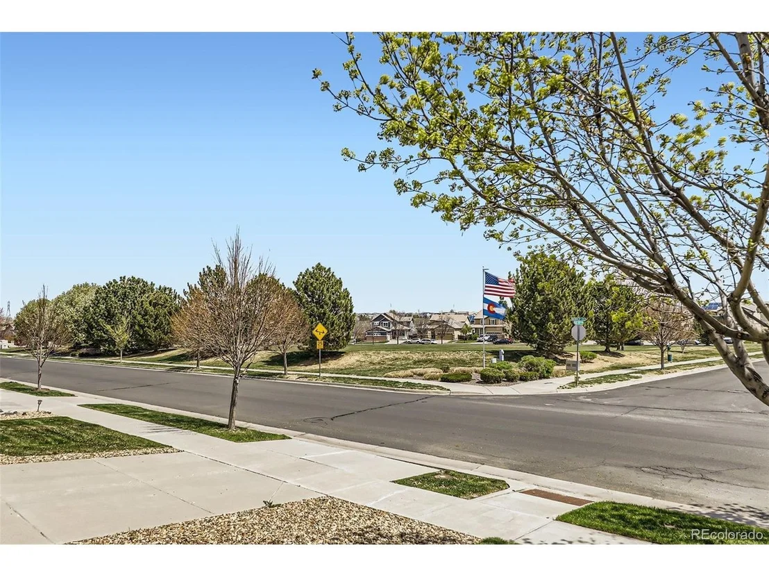 Photo of 9751 Mobile St