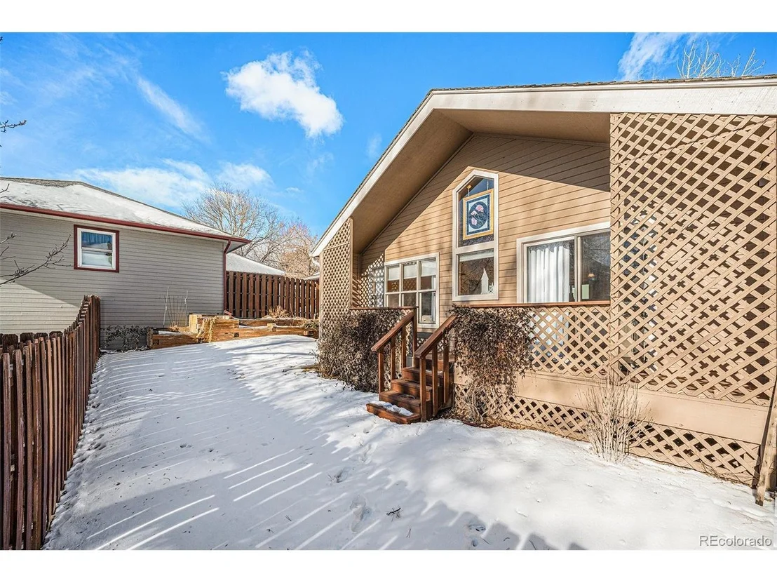 Photo of 810 Meadow Run