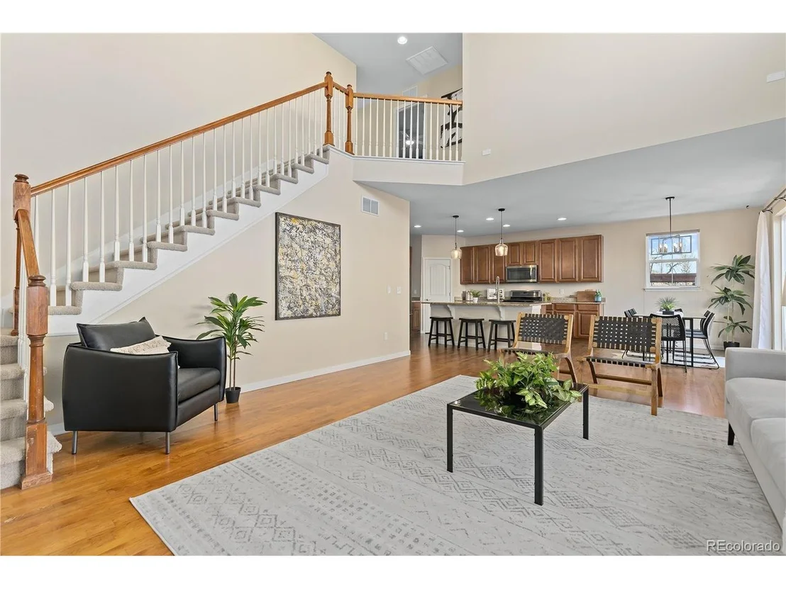 Photo of 381 Rainbow Ln