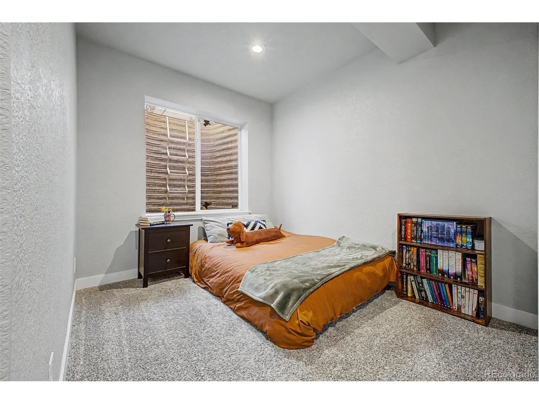 Photo of 6881 Cattails Dr