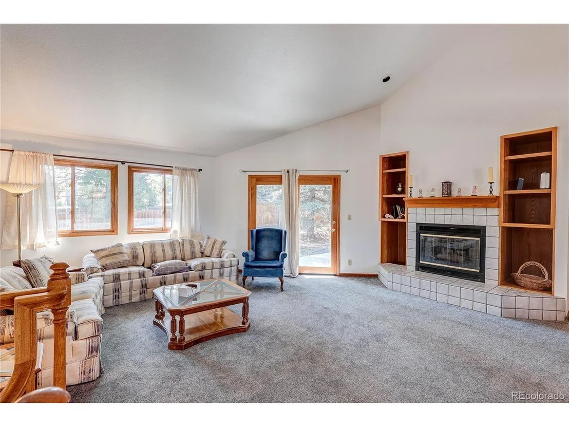 Photo of 11618 W 74th Pl