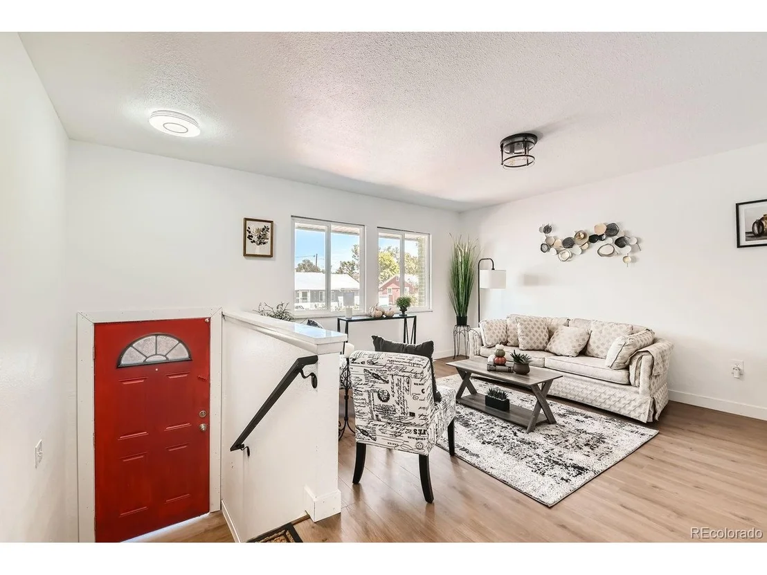 Photo of 486 Leona Dr