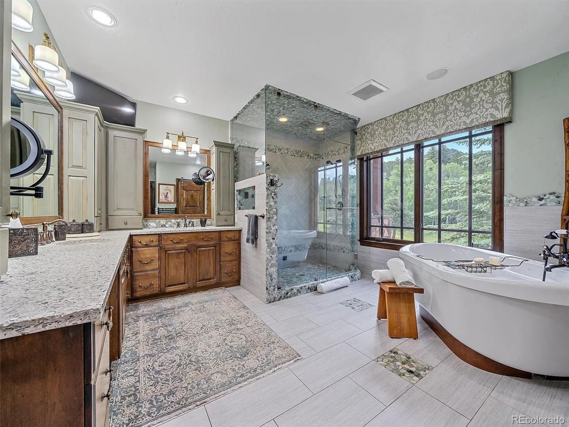 Photo of 33833 Deep Forest Rd