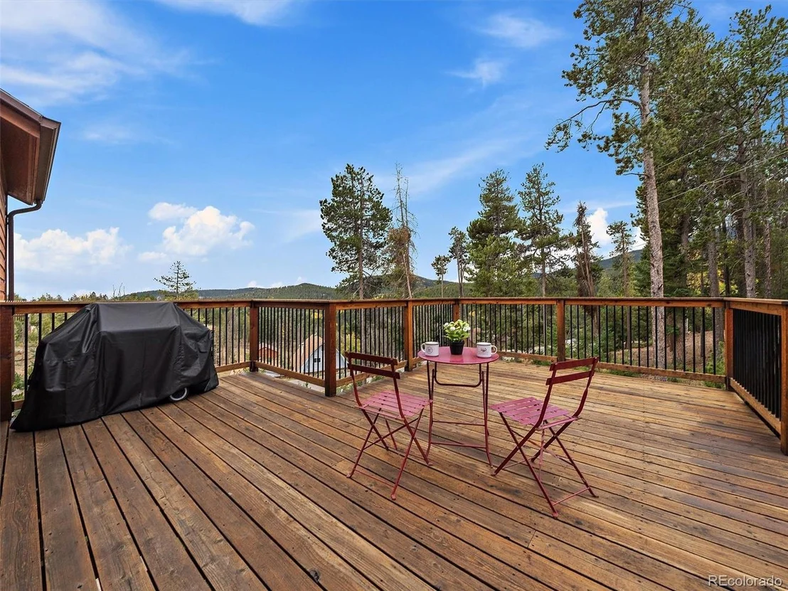 Photo of 34878 Forest Estates Rd