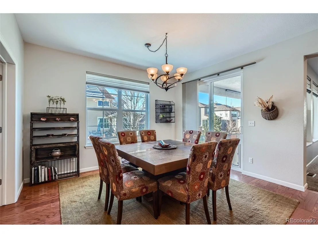 Photo of 2272 Front Range Rd