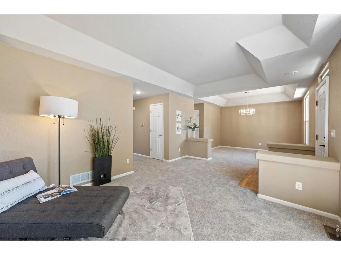 Photo of 339 Lodgewood Pt
