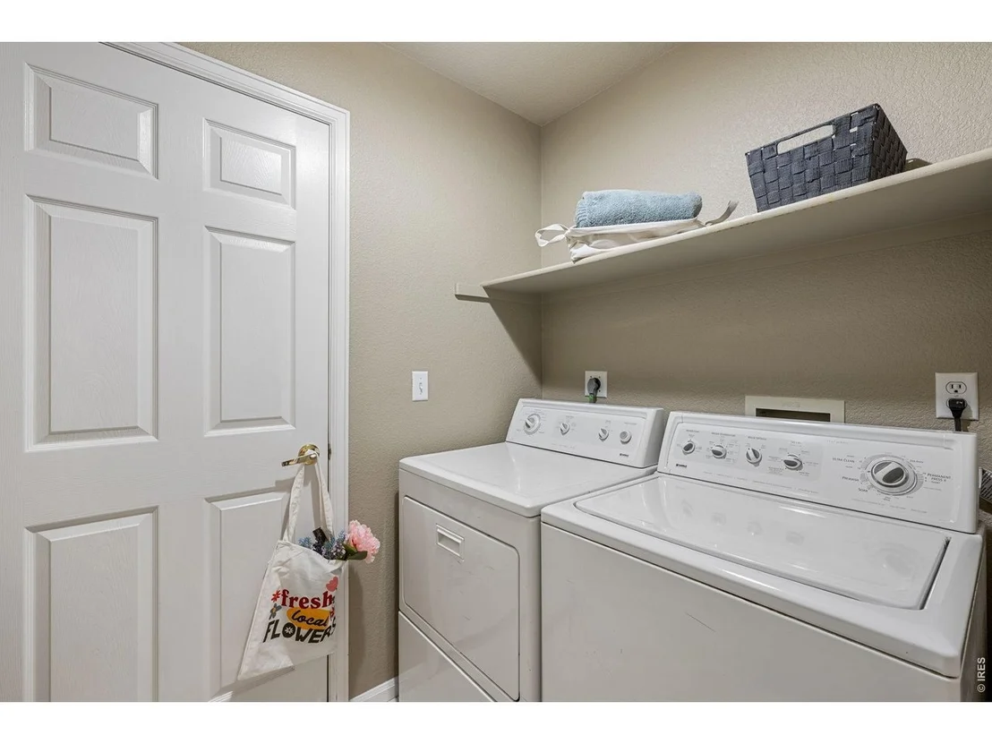 Photo of 339 Lodgewood Pt