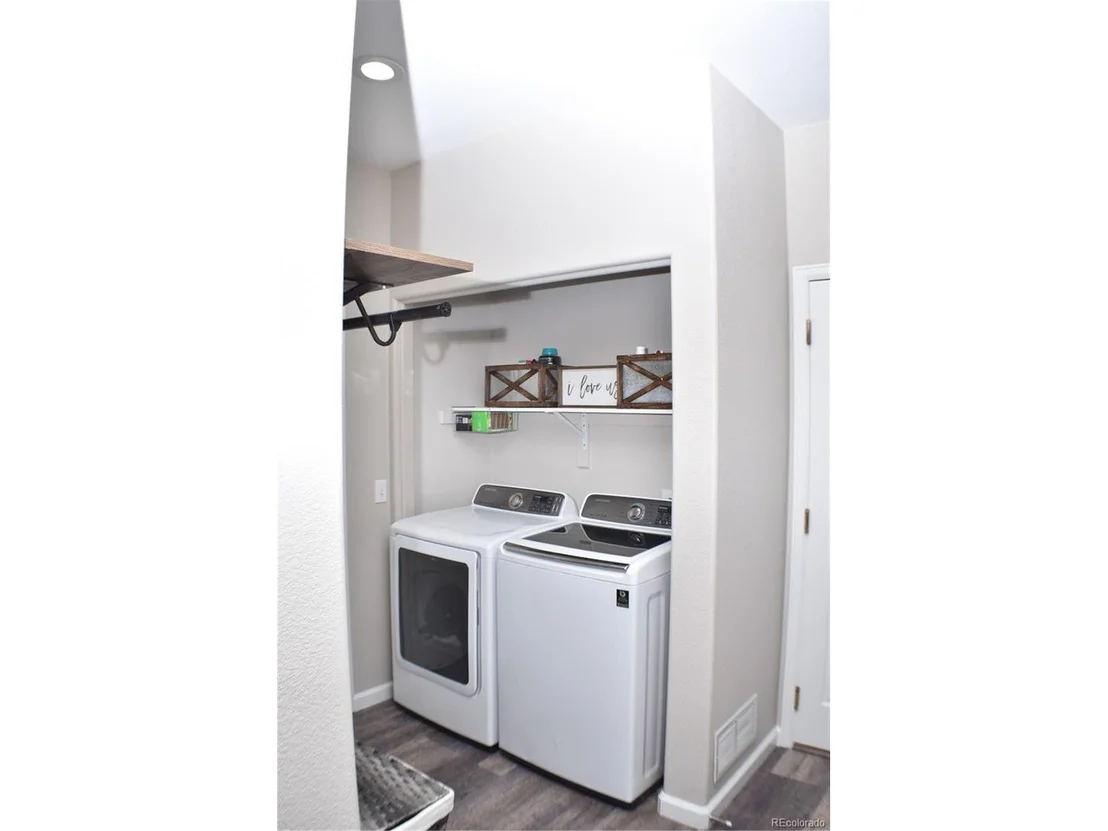 Photo of 808 Pitkin Way