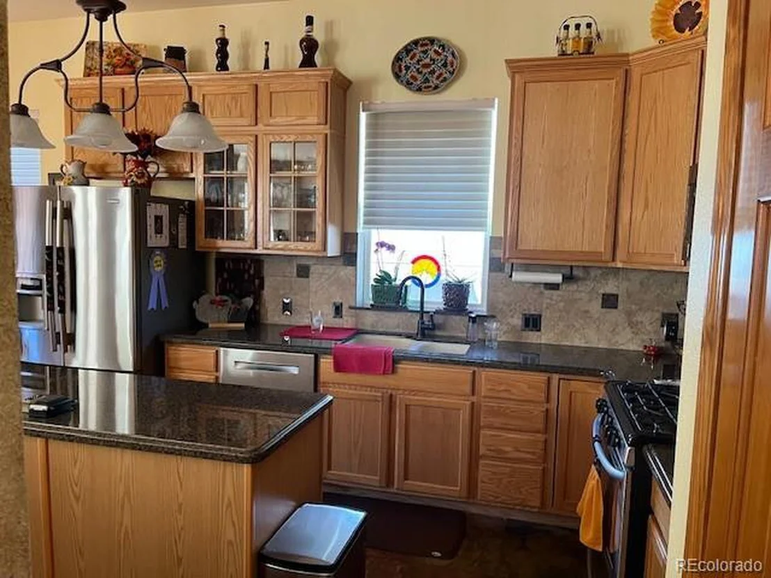 Photo of 587 Brookside Dr