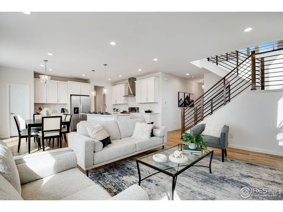Photo of 153 Mohawk Cir