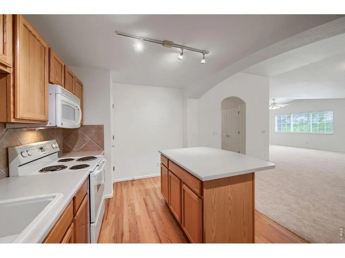 Photo of 2927 Whitetail Cir