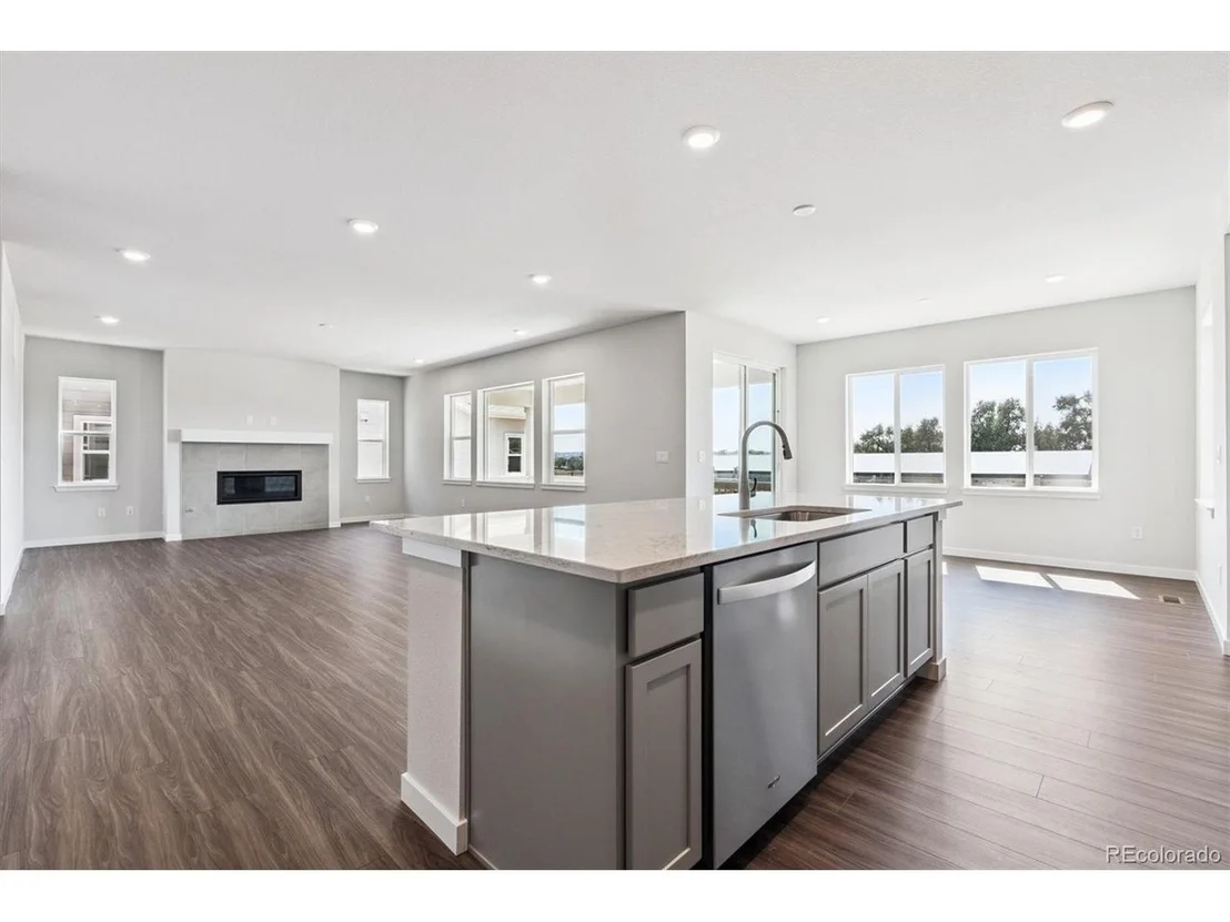 Photo of 1410 Colony Dr