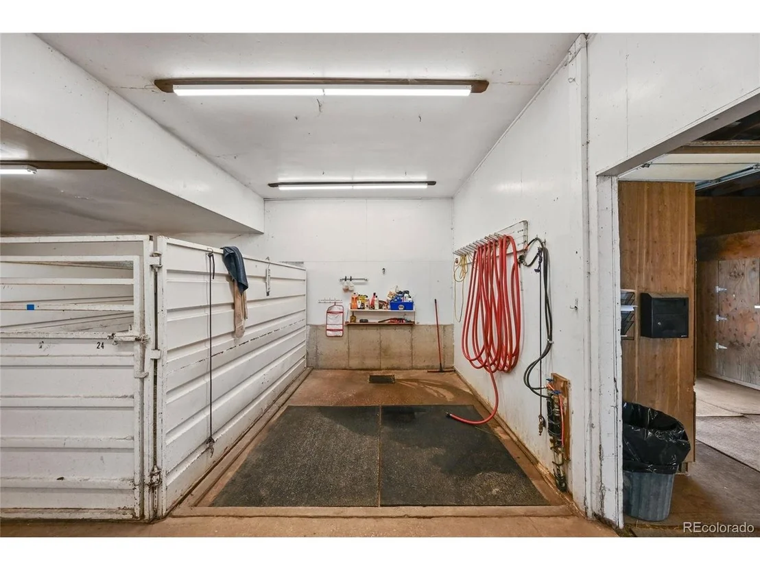 Photo of 5430 Murr Rd