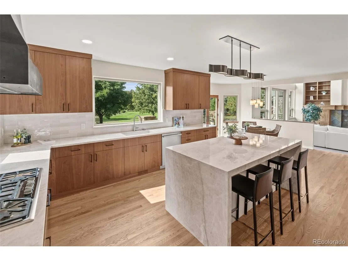 Photo of 2512 Premier Pl