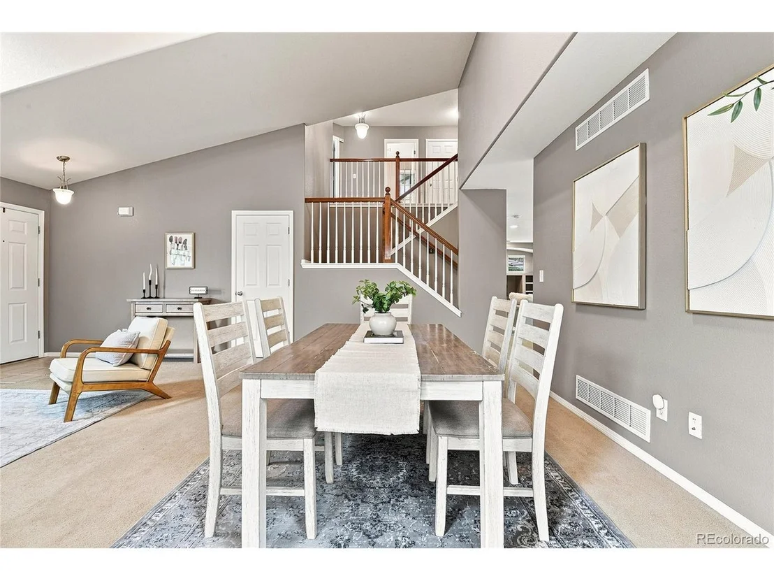 Photo of 330 Short Dr