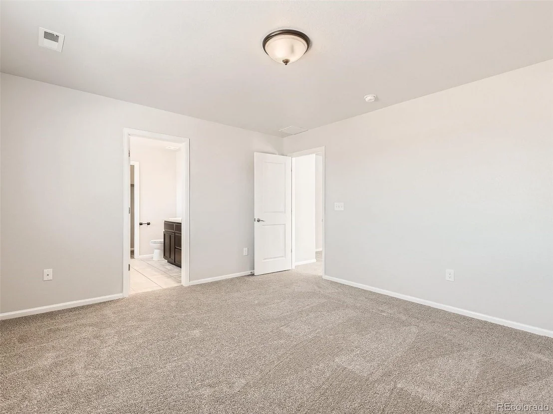 Photo of 645 Dukes Way