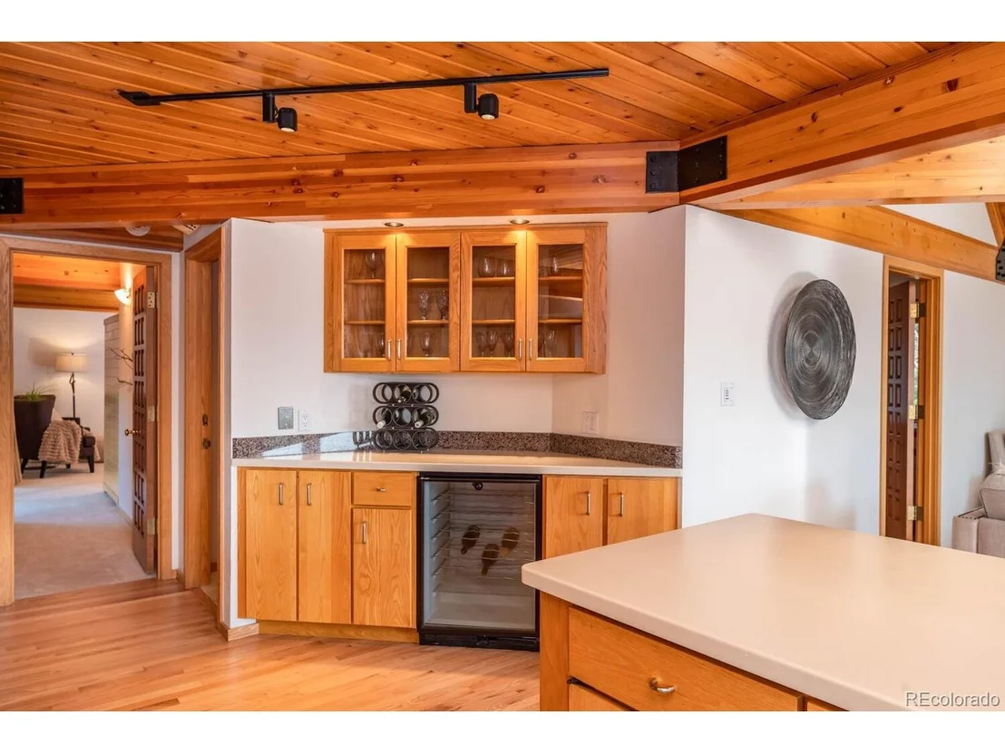 Photo of 2695 Linden Dr