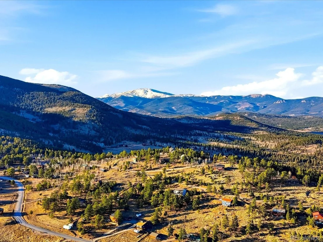 Photo of 201 Moss Rock Rd