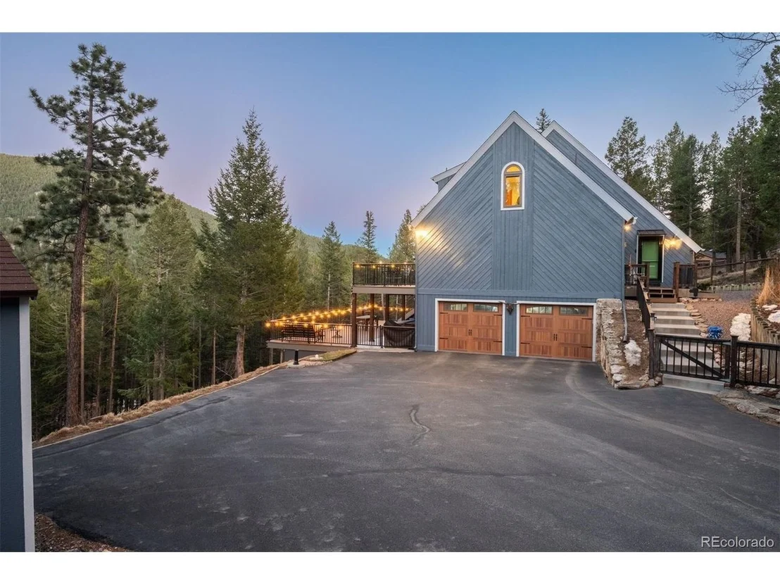 Photo of 212 Juniper Ln