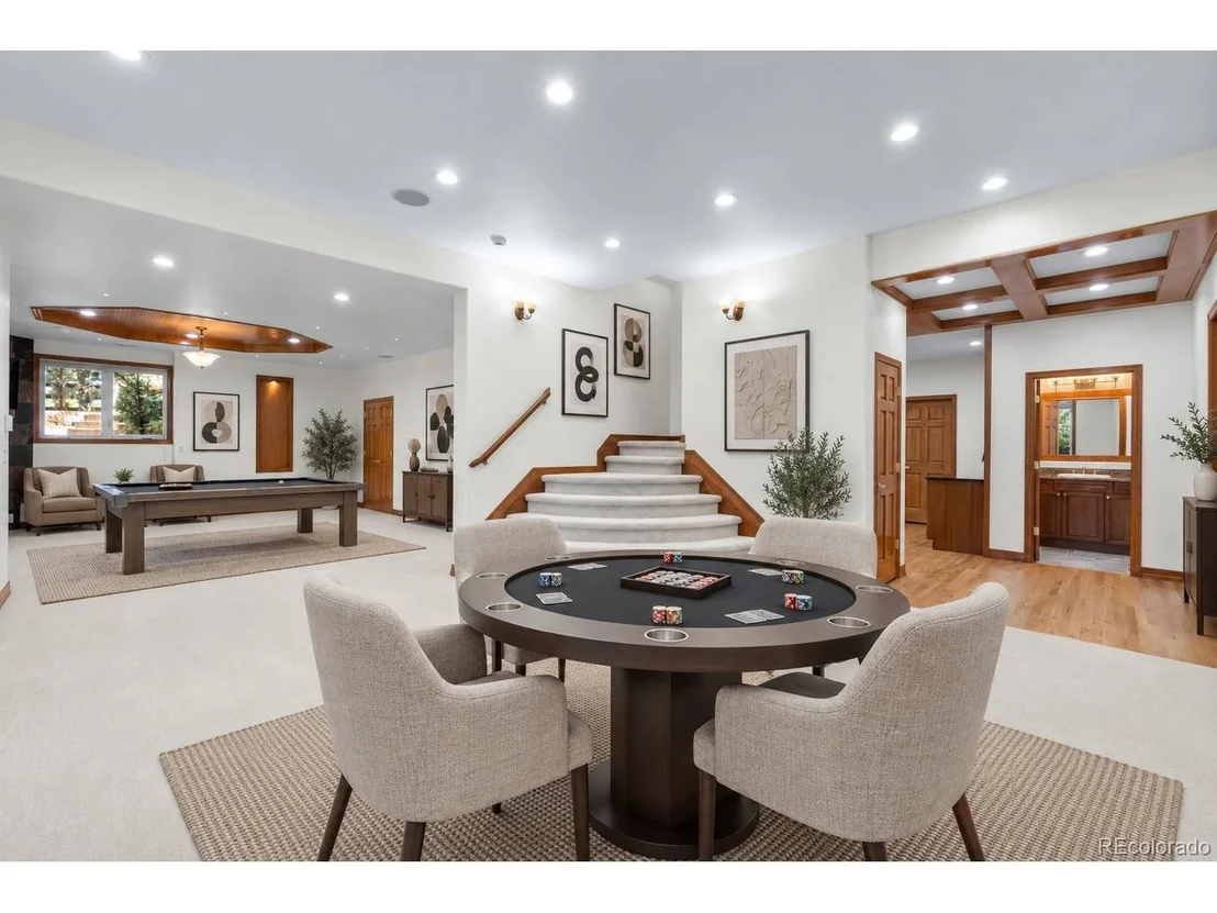 Photo of 5129 Shade Tree Ln