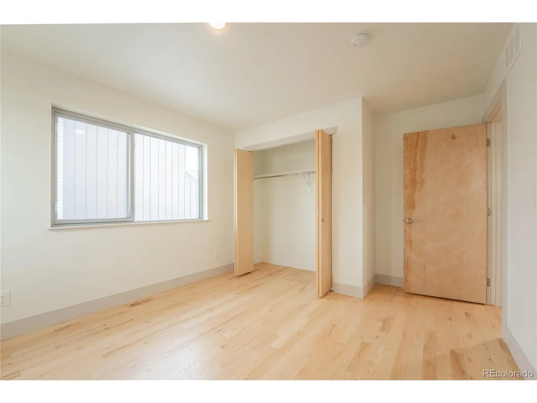 Photo of 6892 Juniper Ct