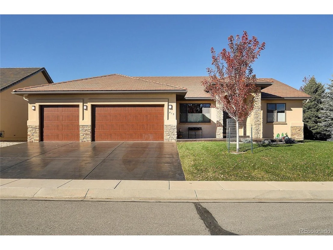Photo of 415 Cottonwood Cir