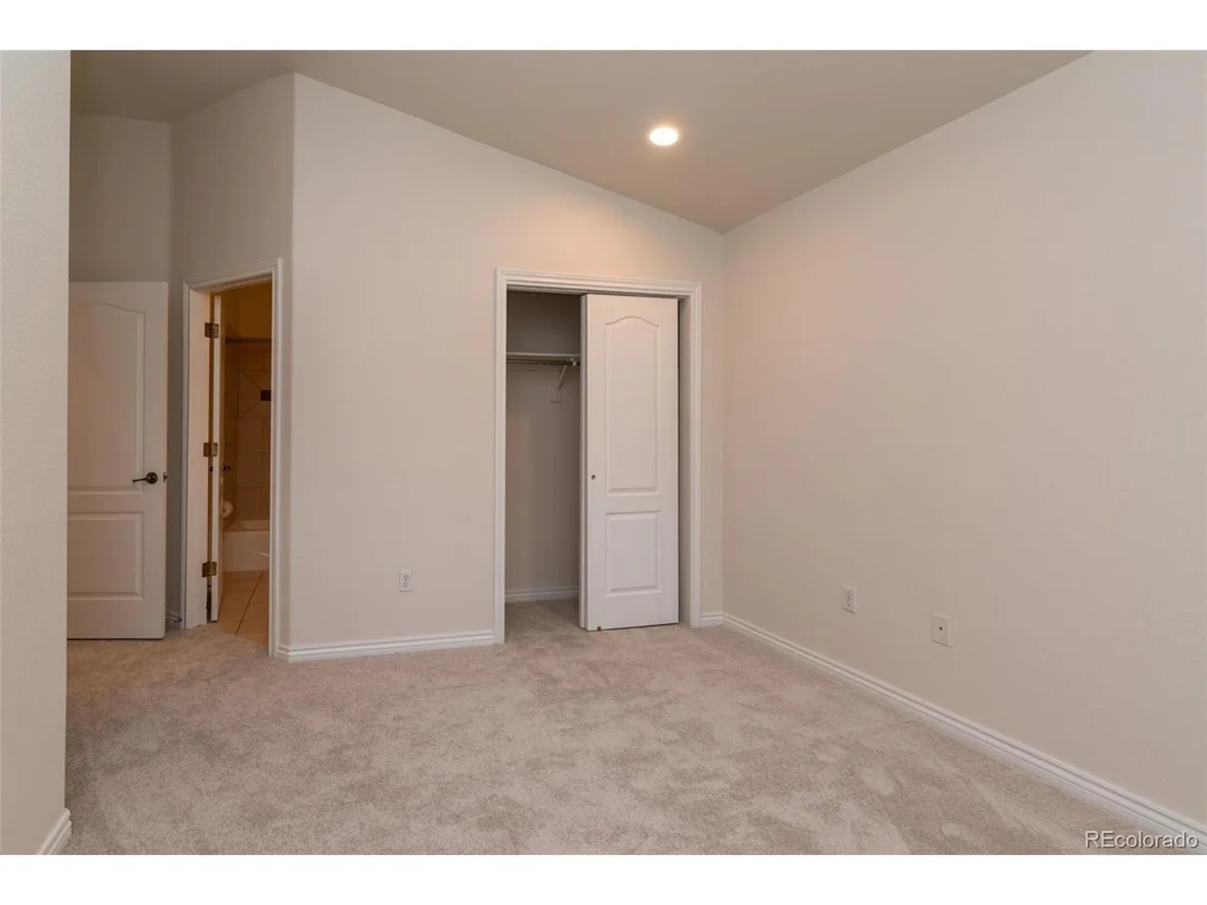 Photo of 340 Driftwood Cir
