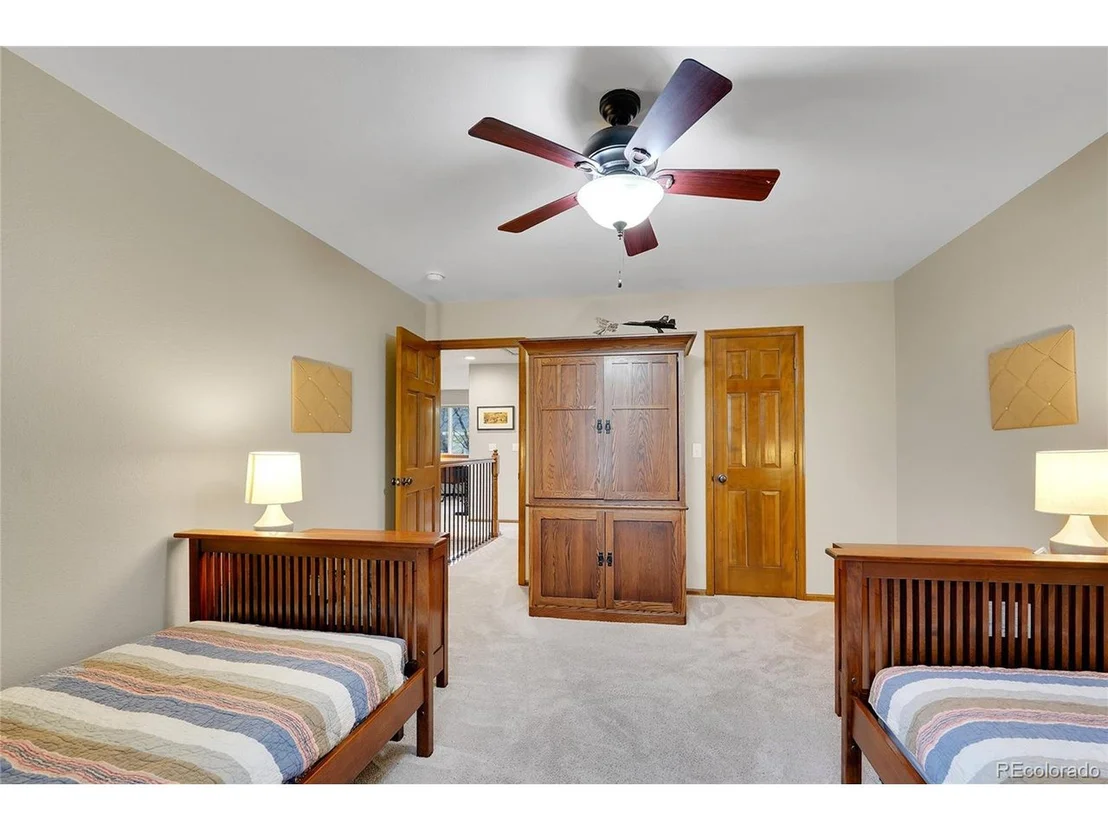 Photo of 1101 Ridgeview Cir