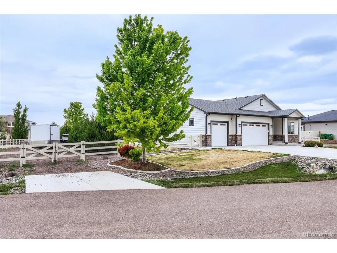 Photo of 505 Remington Dr