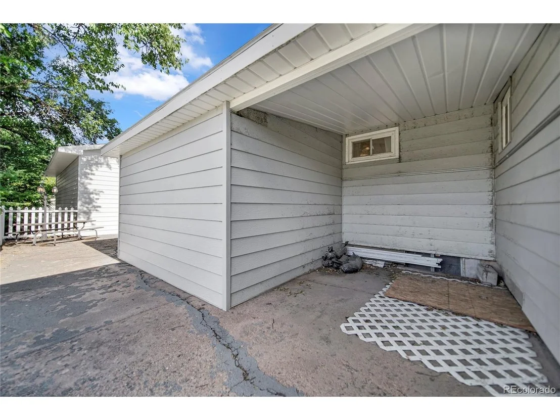 Photo of 450 Date Ave
