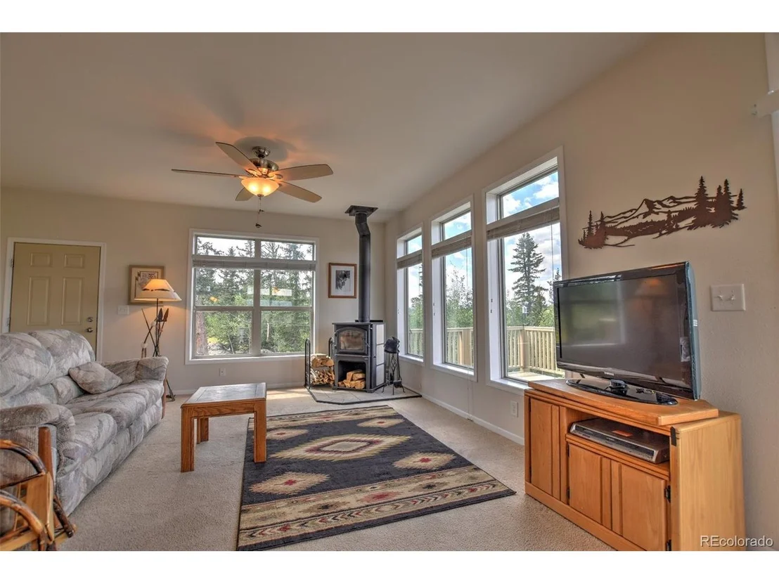 Photo of 990 Cumberland Dr