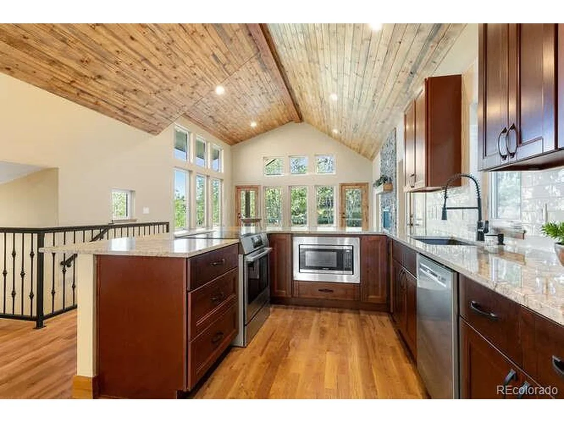Photo of 110 County Road 8990