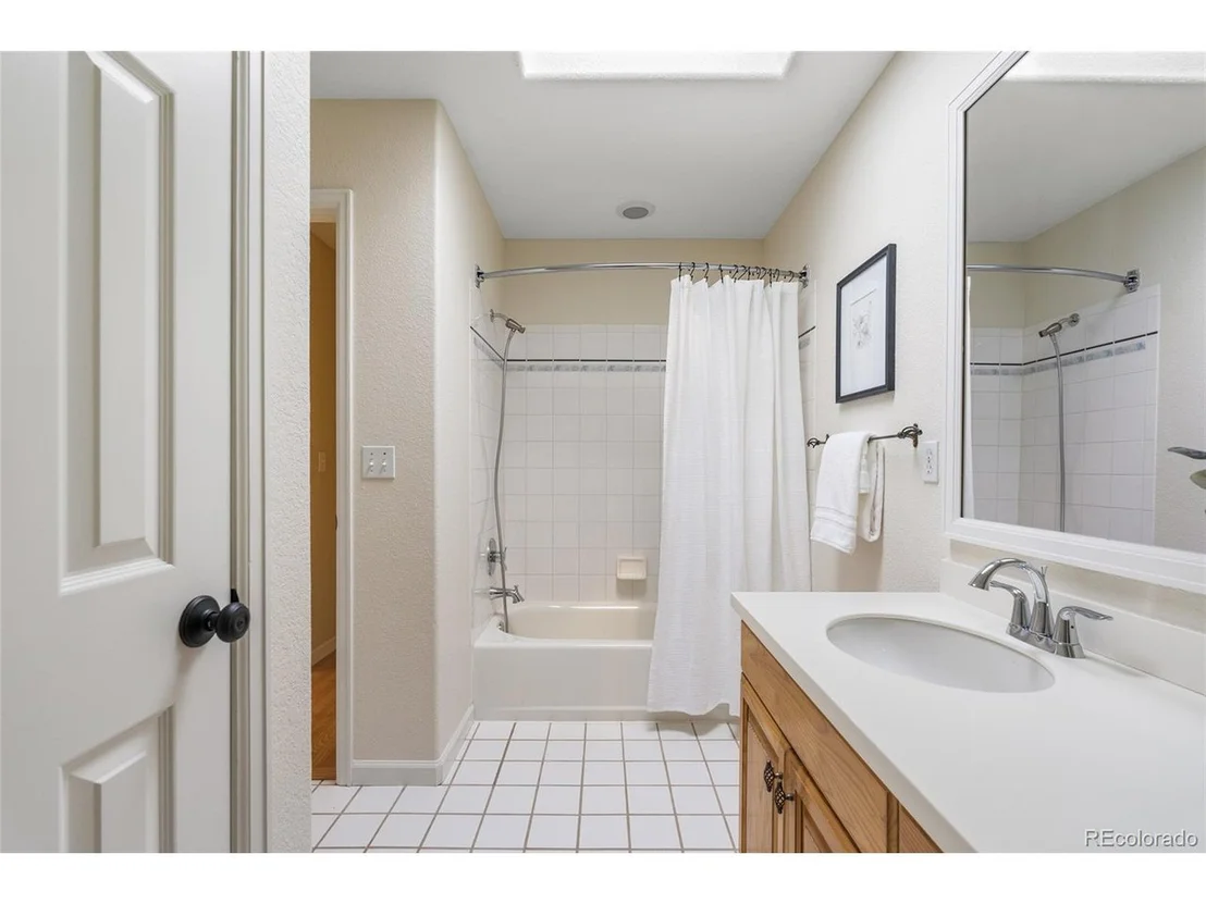 Photo of 5220 Desert Pine Ct