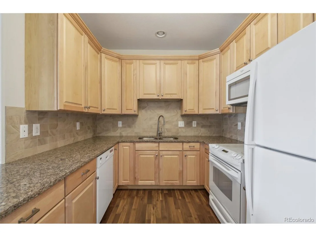 Photo of 722 Elm Cir