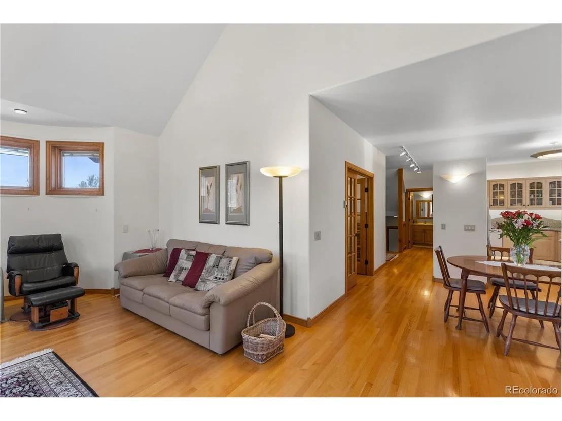 Photo of 460 Temple Trl